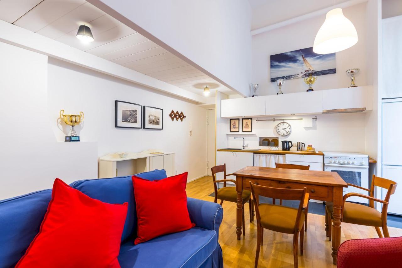 Apartamento Grifeo - Quiet And Relaxing Flat On Panoramic Route Nápoles Exterior foto
